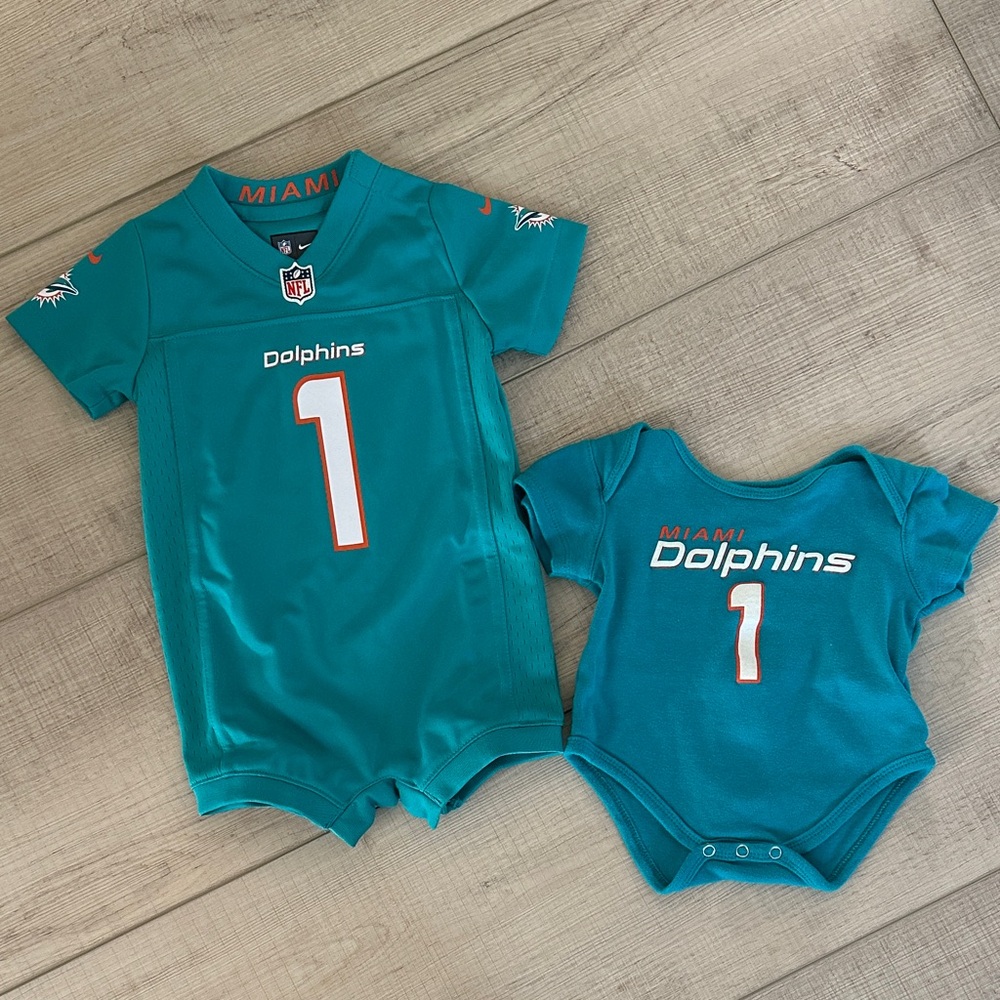 Dolphins Baby 6-9M Jersey & onesie shirt